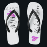 Trouwbruid Teenslippers gepersonaliseerde datum na<br><div class="desc">Dit ontwerp werd gecreeerd door digitale kunst. Het kan worden gepersonaliseerd door de aanpassingsknoop te klikken en de kleur te veranderen, een naam, initialen of uw favoriete woorden toe te voegen. Neem contact met me op colorflowcreations@gmail.com als je dit ontwerp op een ander product wilt gebruiken. Koop mijn oorspronkelijke abstracte...</div>