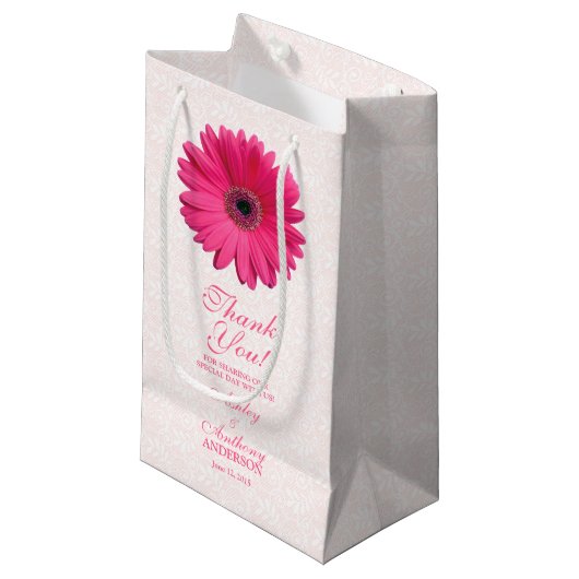 Trouwcadeau Tas Roze Gerber Daisy Kant Klein Cadeauzakje (Voorkant Gekanteld)