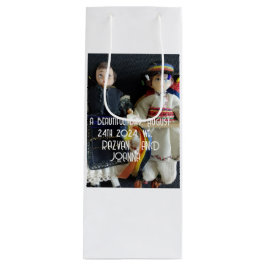 Trouwcadeautas Roemeense Volkstracht Wijn Cadeautas