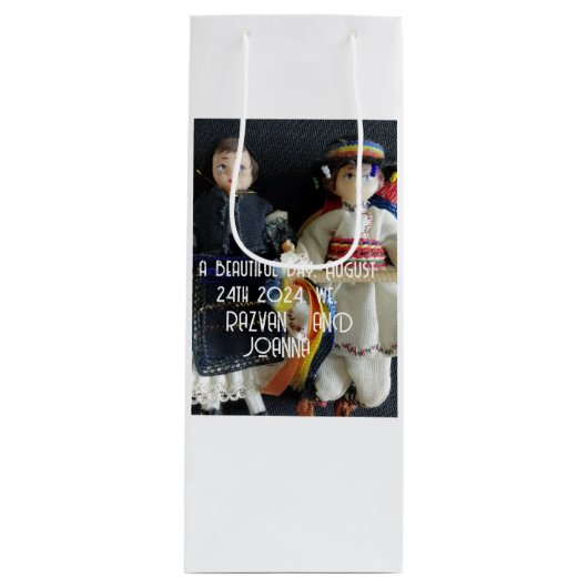 Trouwcadeautas Roemeense Volkstracht Wijn Cadeautas (Voorkant)