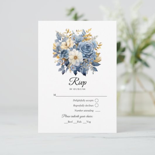 Trouwdag met stoffig blauw en goud bloemmotief RSVP kaartje (Staand voorkant)