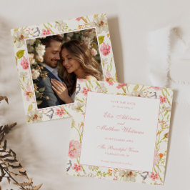 Trouwdag met vintage bloemmotief save the date