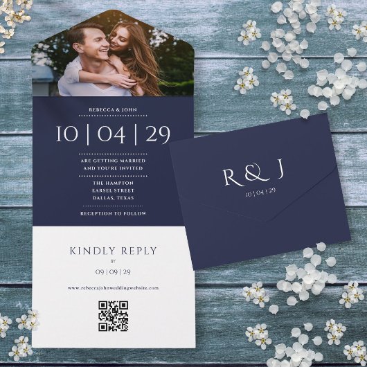 Trouwdatum met Navy Blue Monogram QR-code foto All In One Uitnodiging