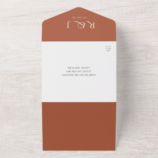 Trouwdatum terracotta QR-code monogram All In One Uitnodiging (Buitenkant)