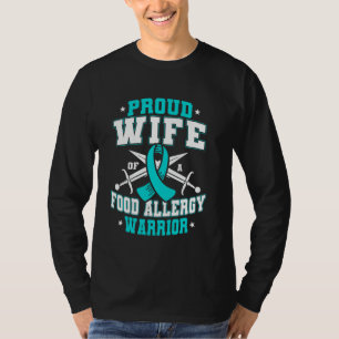 Trouwde Vrouw Van Een Food Allergy Krijger Vrouwen T-shirt
