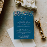 Trouwdetails in marineblauw, boho en wilde bloemen