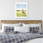 Trouwe blik in de weide canvas afdruk (Insitu (Slaapkamer))