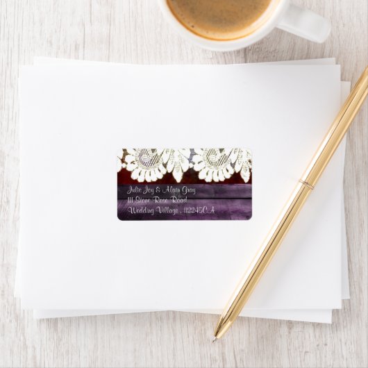 trouwe bruiloft met hout en kant etiket (Insitu)