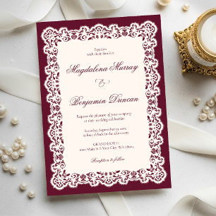 Trouwe Bruiloft met Vintage Ivoor Kant en Burgundy Kaart