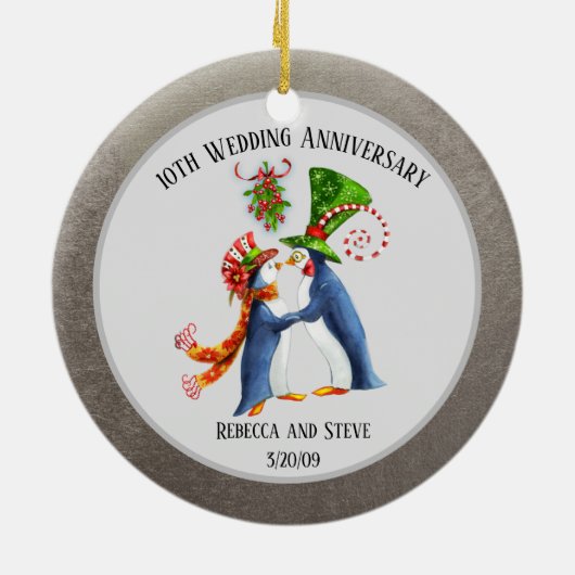 Trouwen Getrouwd Paar Jubileum Pinguïn Zilver Keramisch Ornament (Achterkant)