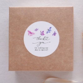 Trouwfavoriet met vlinders in fantasie-uitvoering  ronde sticker