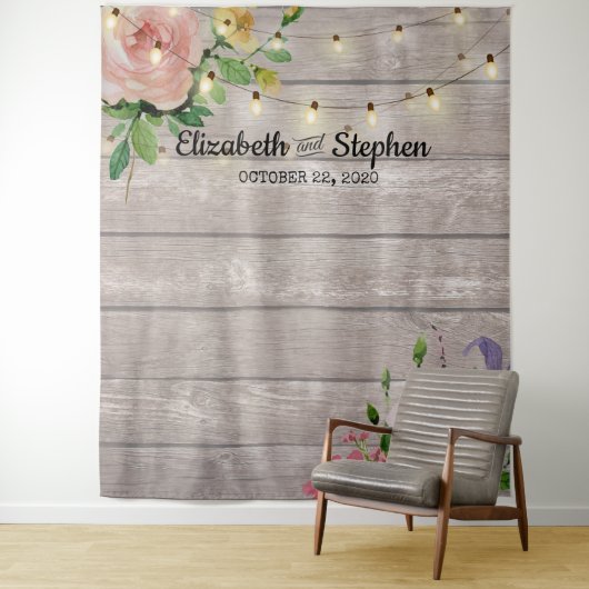 Trouwfeest Foto Achtergrond Bloemen Hout Lichtjes Wandkleed (In situ)