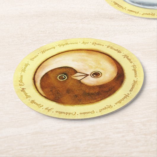 TROUWFEEST ONDERZETTER. Gouden YinYang duiven Ronde Kartonnen Onderzetter (Gebogen)