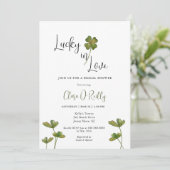 Trouwfeest Uitnodiging 'Lucky in Love Shamrock' (Staand voorkant)