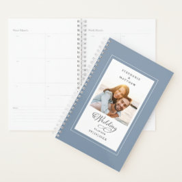 Trouwfoto custom dusty blue elegante script planner