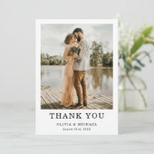 Trouwfoto Eenvoudige Elegante Script Bedankkaart (Staand voorkant)