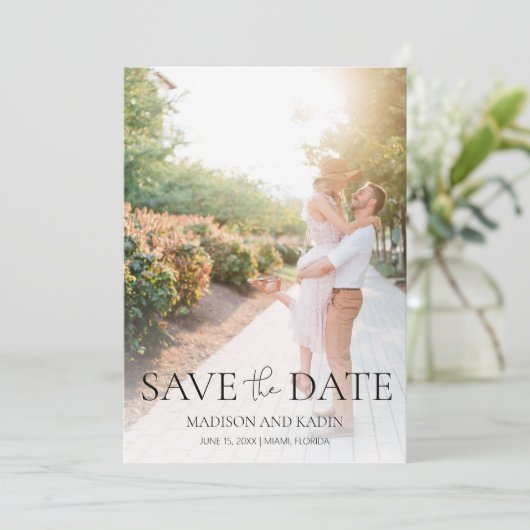 Trouwfoto Elegante Script Save The Date (Staand voorkant)