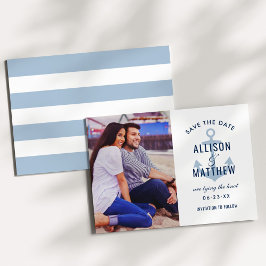 Trouwfoto met anker in stoffig blauw save the date