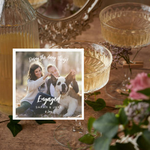 Trouwfoto met huisdier cocktail doen  servet