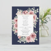 Trouwfoto met Navy Blauwe Stof Rose Bloemen en Gou Kaart (Staand voorkant)
