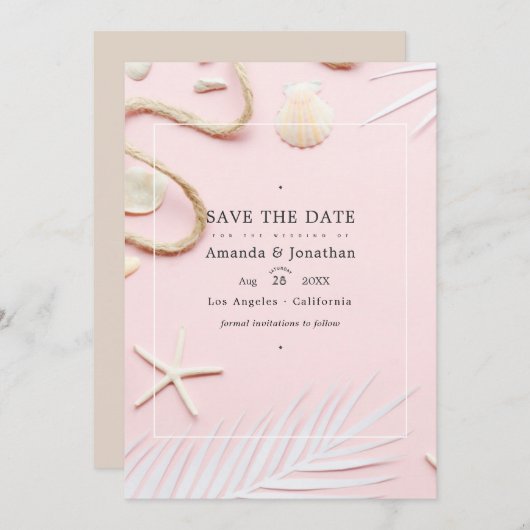 Trouwfoto op het strand met blosroze tint save the date (Voorkant / Achterkant)