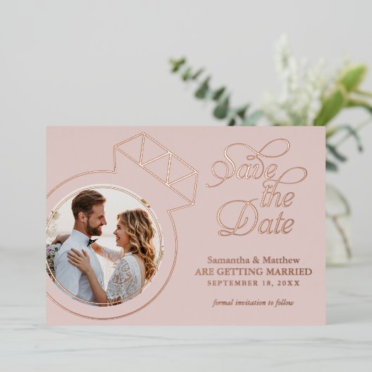 Trouwfoto 'Save The Date' in Blush Roze Folie Uitnodiging (Staand Voorkant)