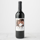 Trouwfoto Save the Date Minimalistisch Wijn Etiket (Voorkant)