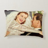 Trouwfoto van pasgetrouwden, gelukkige bruid en br accent kussen (Achterkant)