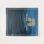 Trouwfotocabine-achtergrond Gouden Ananas Koppel Wandkleed (Voorkant (horizontaal))