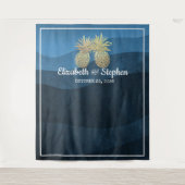 Trouwfotocabine-achtergrond Gouden Ananas Koppel Wandkleed (Voorkant)