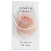 Trouwgunst Kleine Gift Bag Peach Roze Rosebud Klein Cadeauzakje (Achterkant)