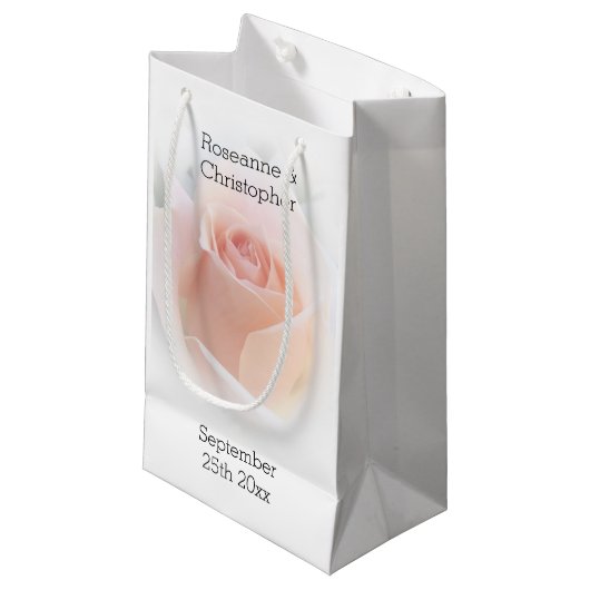 Trouwgunst Kleine Gift Bag Peach Roze Rosebud Klein Cadeauzakje (Voorkant Gekanteld)