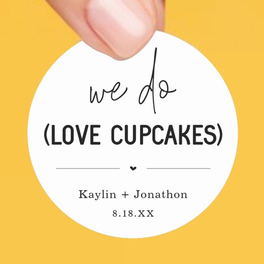 Trouwgunstlabel 'We Do Love Cupcake' Ronde Sticker