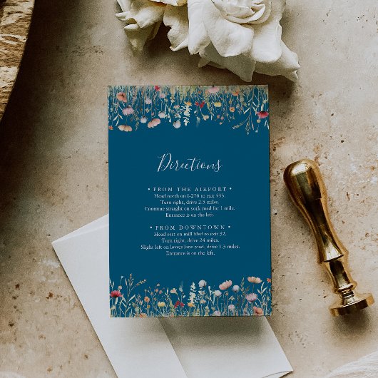 Trouwkaart aanwijzingen in marineblauw boho wilde informatiekaartje