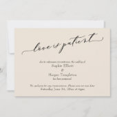 Trouwkaart met 'Liefde is Geduldig' in roomkleur m Kaart (Voorkant)