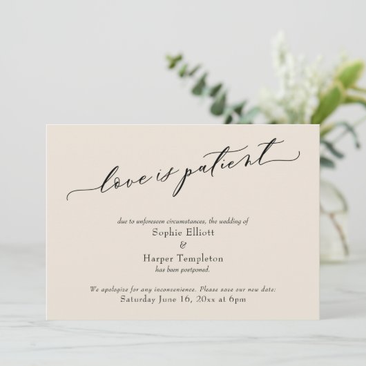 Trouwkaart met 'Liefde is Geduldig' in roomkleur m Kaart (Staand voorkant)