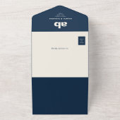 Trouwkaart met Navy Blauwe Monogram QR Code All In One Uitnodiging (Buitenkant)
