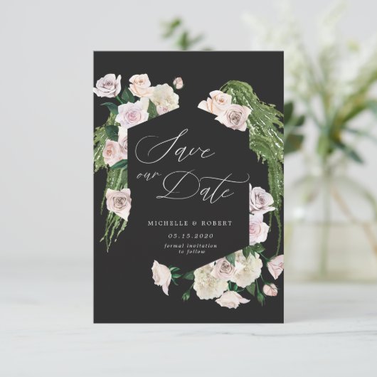 Trouwkaart met roze bloemen 'Save The Date' Kaart (Staand voorkant)