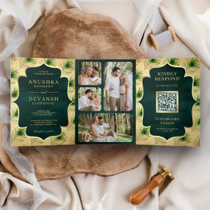 Trouwkaart met vintage groene pauwveren en QR-code Drieluik Uitnodiging