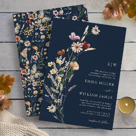 Trouwkaart met wilde bloemen in marineblauw kaart