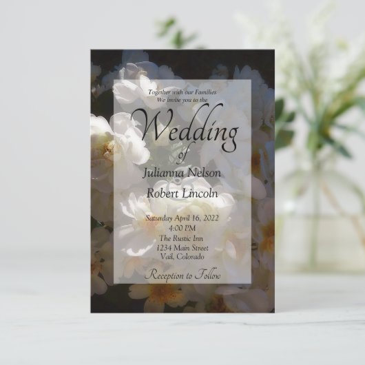 Trouwkaart met witte rozen kaart (Staand voorkant)
