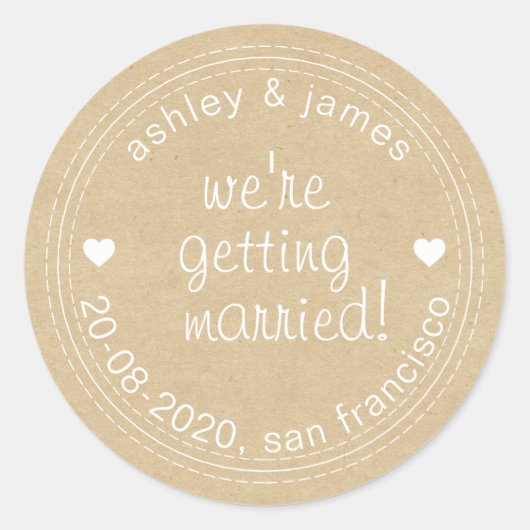 Trouwkaart Save the Date Kraft Envelop Sluitzegel Ronde Sticker (Voorkant)