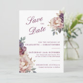Trouwkaart Save the Date met vintage paarse bloem (Staand voorkant)