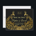 Trouwkaarten | Gouden Pauw reserveer de datum Save The Date<br><div class="desc">Uniek ontwerp met een Royal Burgundy-gradiëntachtergrond en abstracte goud glinsterende pauwen voor je speciale bruiloft. Het zal een unieke touch aan je bruiloft geven. Wees anders! Personaliseer met je eigen informatie. Als je de tekst wilt verplaatsen of de grootte, het lettertype of de kleur wilt wijzigen, klik dan op het...</div>