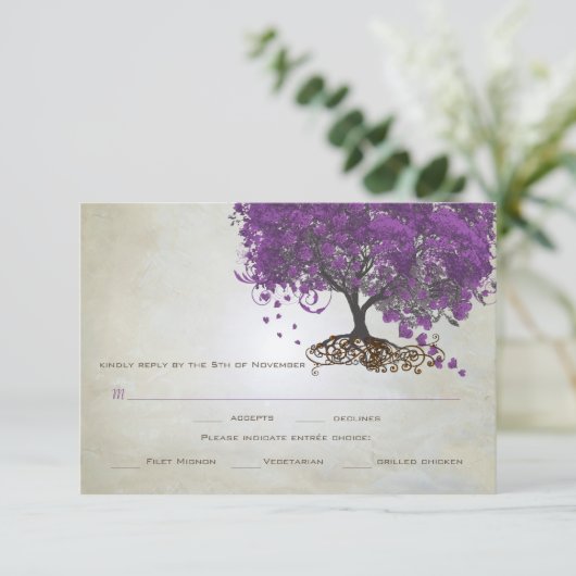 Trouwkaarten met paarse hartblad boom ontwerp RSVP kaartje (Staand voorkant)
