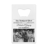 Trouwkrant Fun Black & White Wedding Favoriet Creditkaart Flessenopener (Achterkant)
