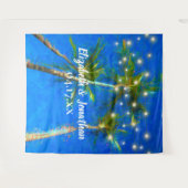 Trouwlocatie strand bruiloft palmboom slingerlicht wandkleed (Voorkant (horizontaal))
