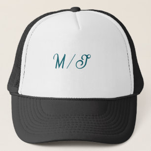 Trouwmonogram huwelijksnaam eenvoudig stijlvol trucker pet