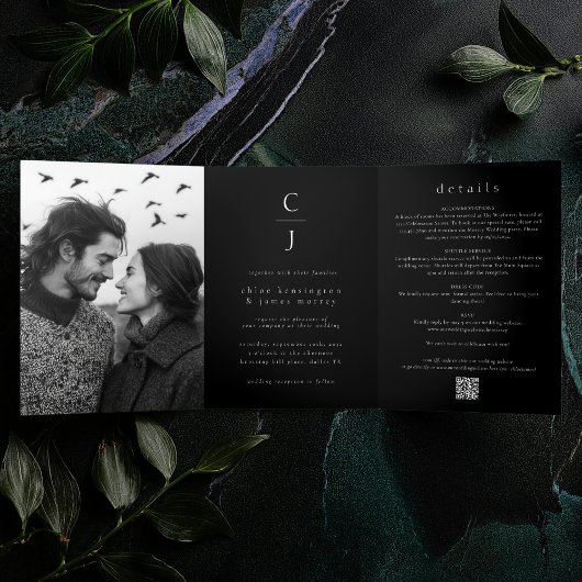 Trouwmonogram Modern Zwart 2 foto's QR-code Drieluik Uitnodiging