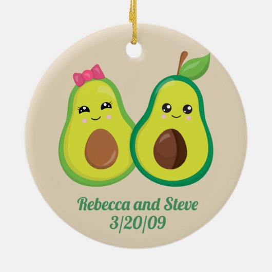 Trouwpaar Avocado Schattige Jubileum Keramisch Ornament (Achterkant)